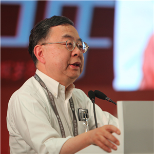 陈启宗:最不想见房价大跌或大涨