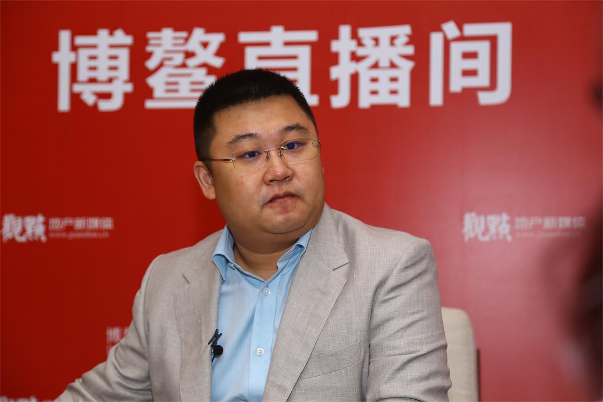 和昌集团董事长武磊先生也正接受媒体访问