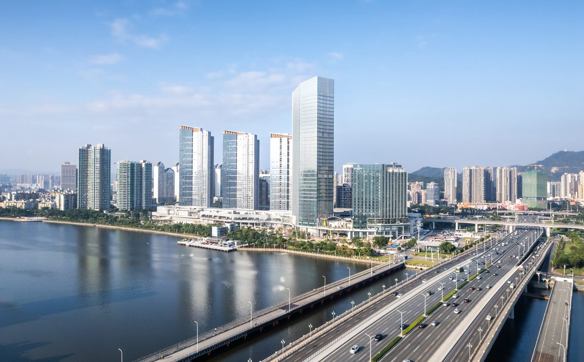珠海环宇城是中海企业集团在珠海投资建设运营的又一城市地标商业